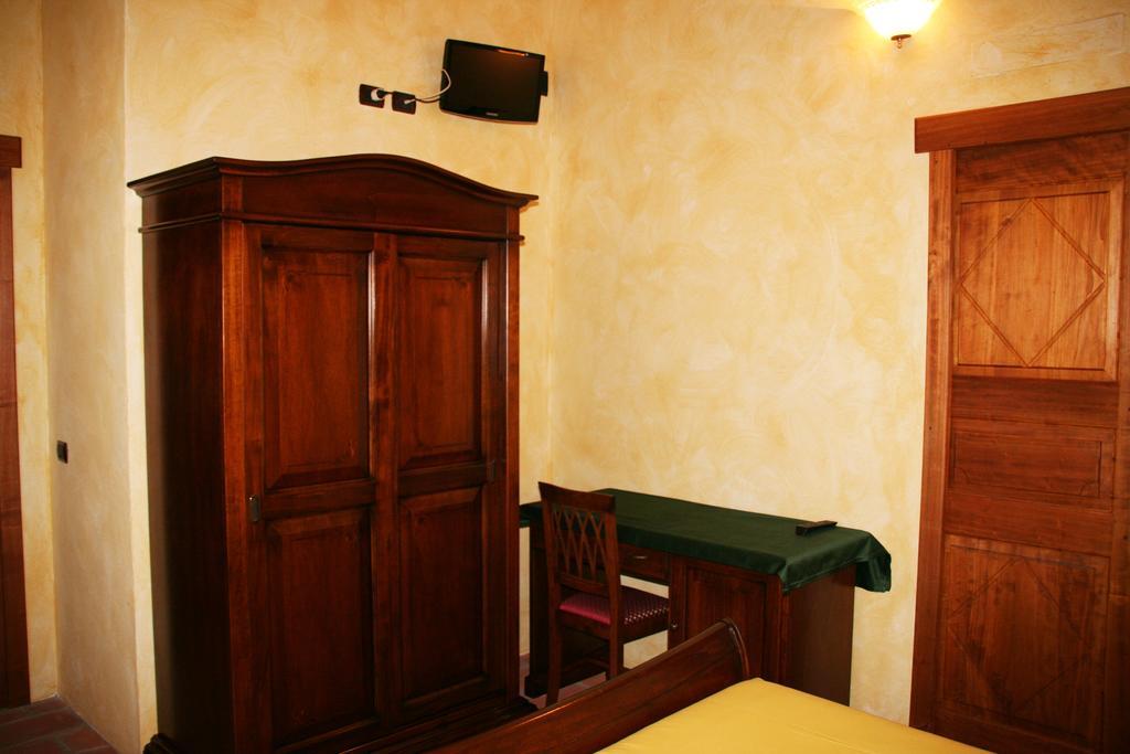 Agriturismo Cascina La Palazzina Albairate Zimmer foto